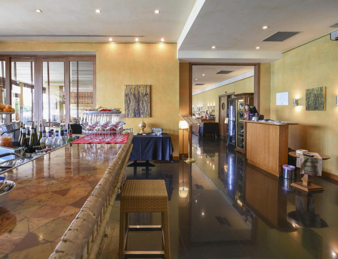 Thai Si Royal Thai Spa Lovadina Esterno foto
